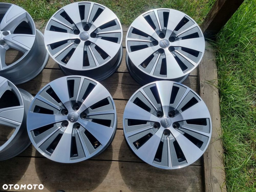 AUDI A3 8V0,Q3,A4,SKODA,seat,vw ALU 7.5X17 ET43 5X112 jak nowe 4szt. - 1
