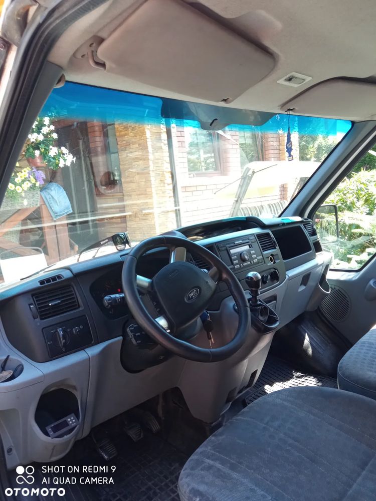 Ford Transit - 8