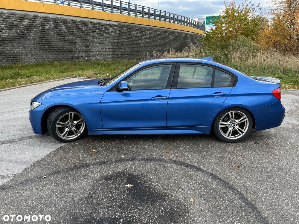 BMW Seria 3 320i M Sport - 6
