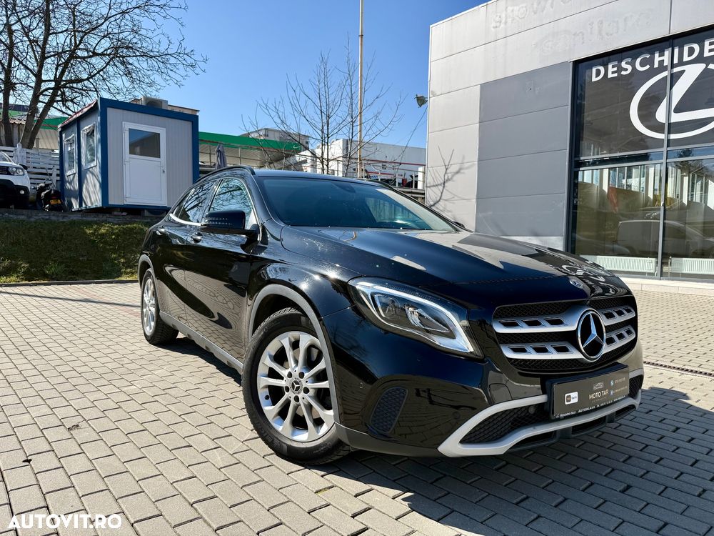 Mercedes-Benz GLA 220 d 4MATIC Aut. - 2