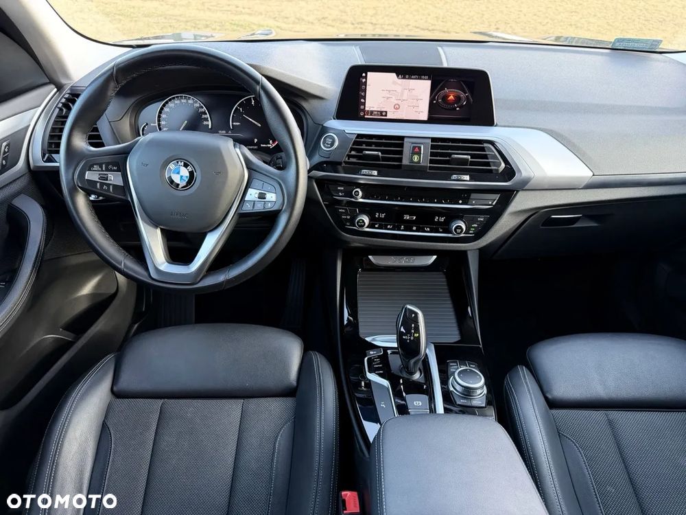 BMW X3 sDrive18d Advantage - 12