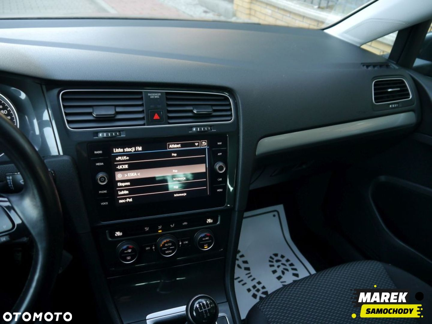 Volkswagen Golf - 21