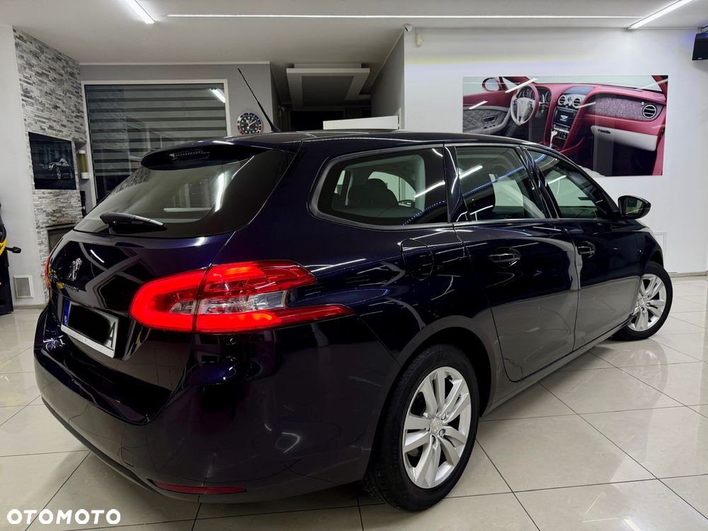 Peugeot 308 1.6 BlueHDi Allure S&S - 34