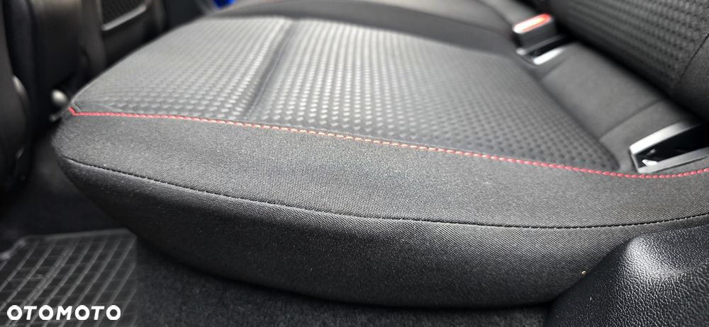 Ford Focus 1.5 EcoBlue ST-Line - 17