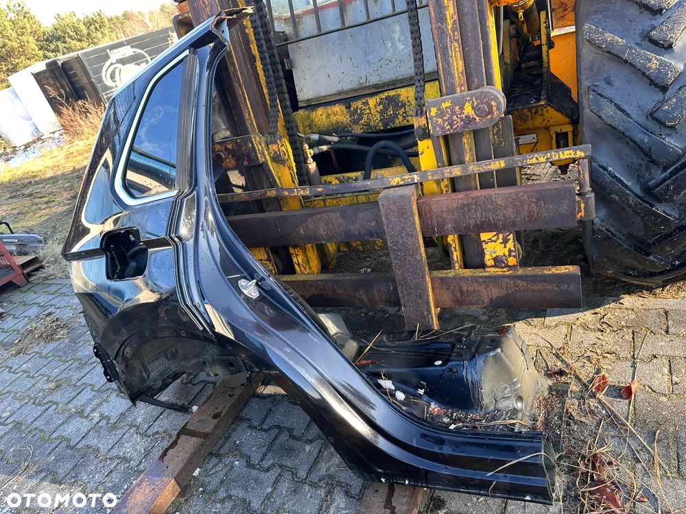 Ćwiartka, błotnik prawy tył VW Tiguan II 5NA - 5