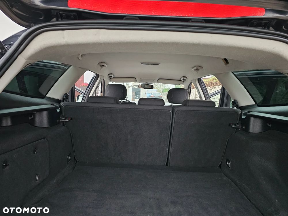 Ford Mondeo SW 2.0 Titanium - 35
