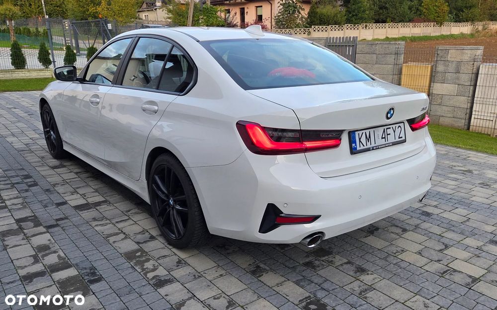 BMW Seria 3 318i Advantage - 35