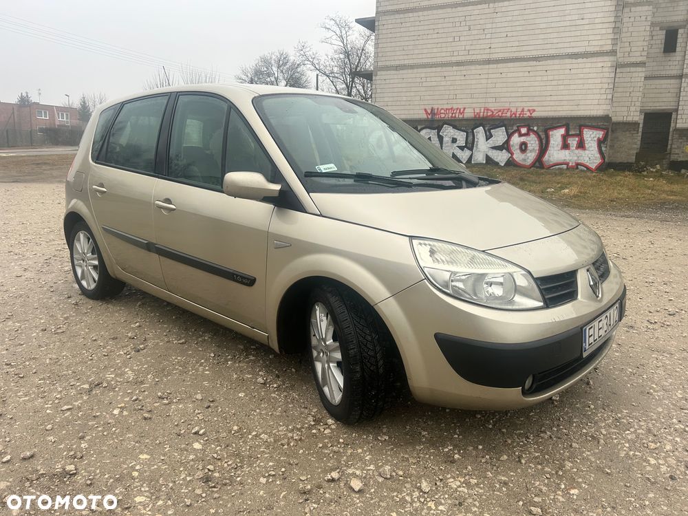 Renault Scenic 1.6 16V Confort Expression - 2