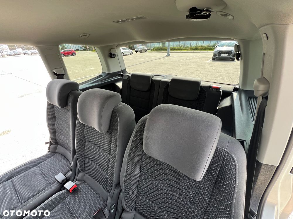 Volkswagen Touran 1.4 TSI Conceptline - 23