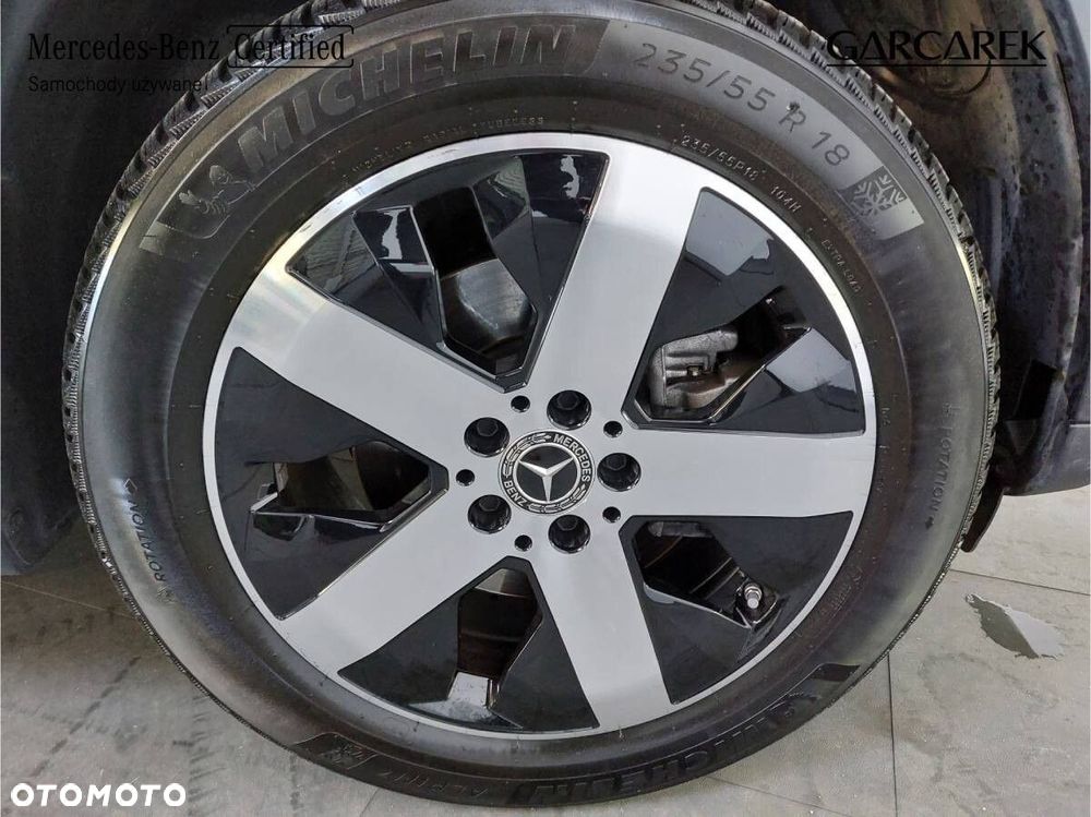 Mercedes-Benz GLB - 25