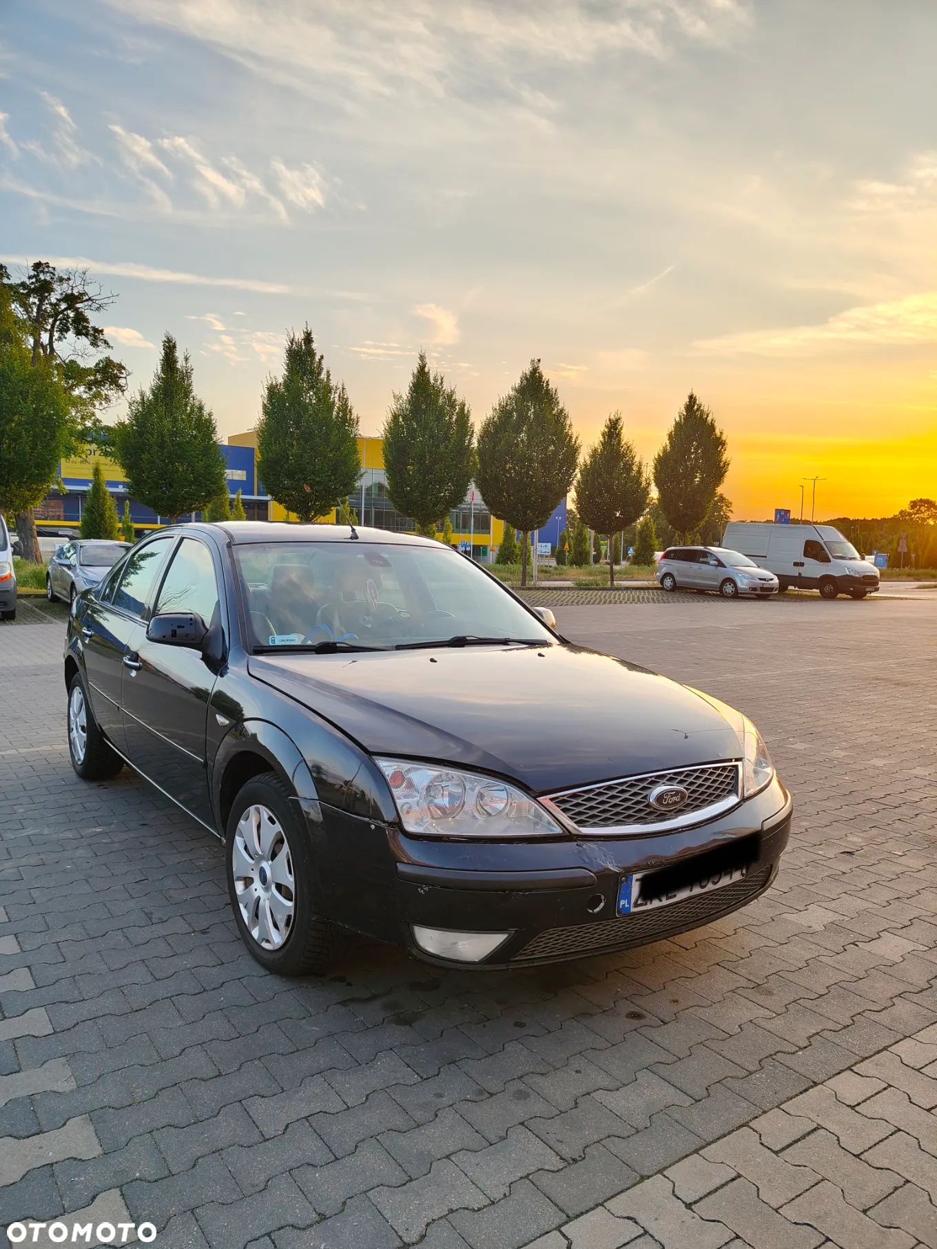 Ford Mondeo 3.0 V6 Ghia - 1