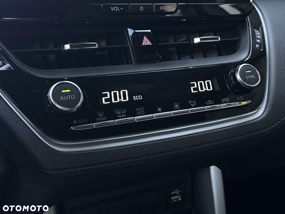 Toyota Corolla Cross - 25