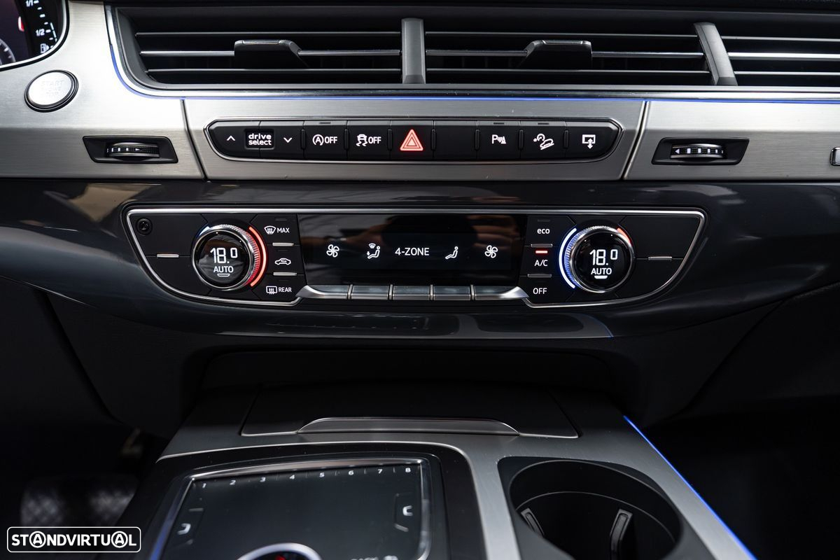 Audi Q7 3.0 TDI quattro S-line Tiptronic 7L - 49