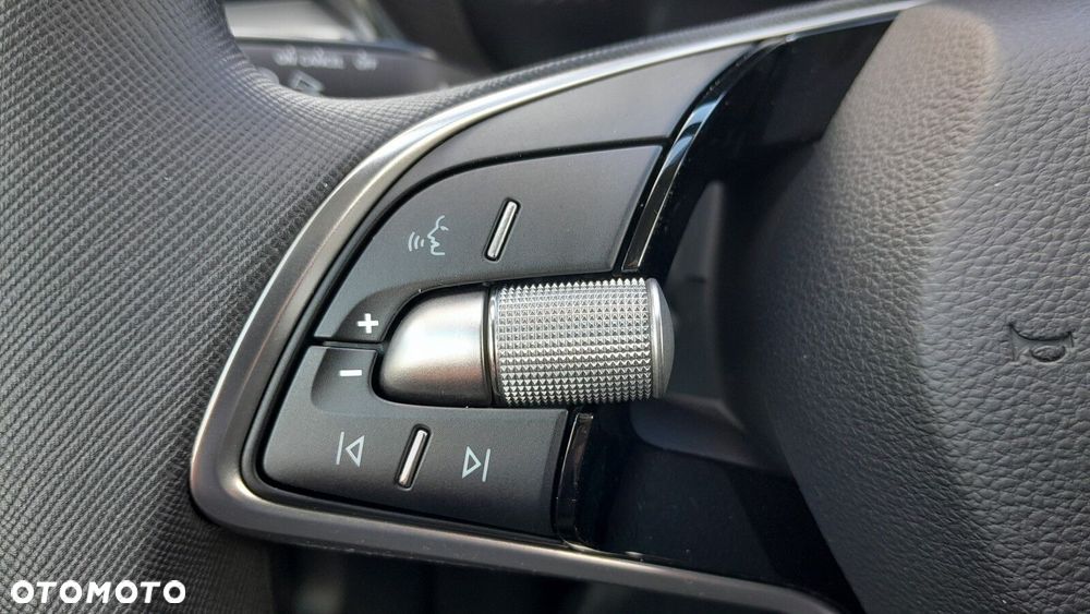 Skoda Fabia 1.0 TSI Selection - 10