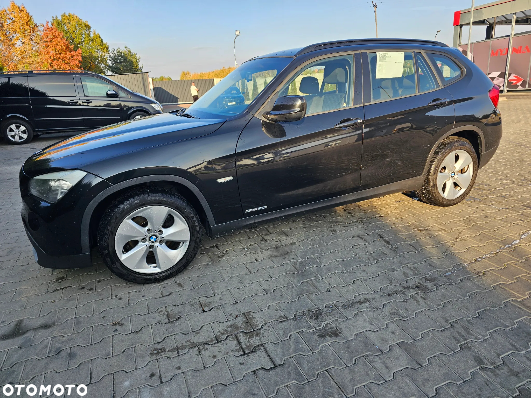 BMW X1 sDrive20i - 13