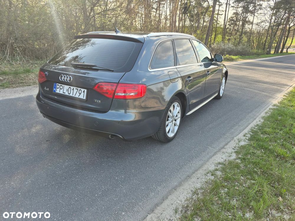 Audi A4 Avant 2.0 TDI DPF Attraction - 4