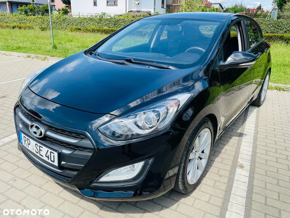 Hyundai i30 blue 1.4 Classic Navigation - 1