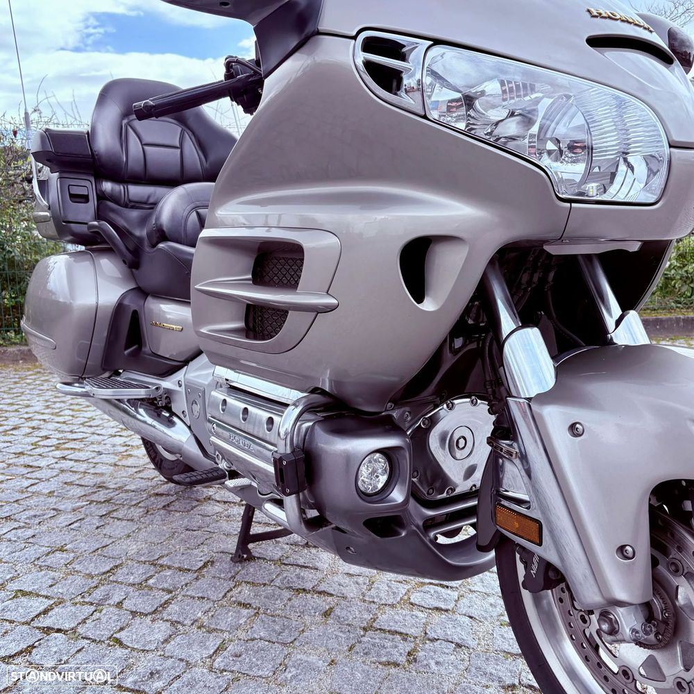 Honda Goldwing - 18
