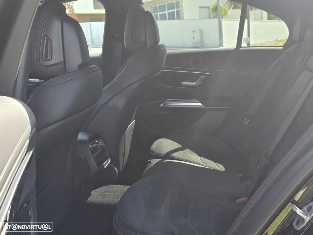 Mercedes-Benz E 300 - 17