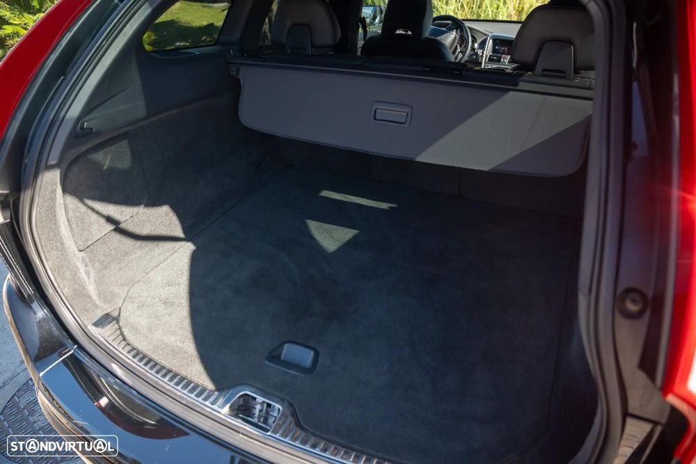 Volvo XC 60 2.0 D4 Volvo Ocean Race Geartronic - 23