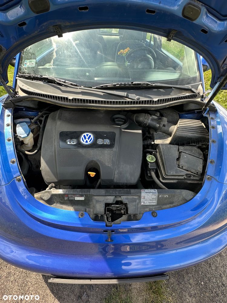 Volkswagen New Beetle 1.6 - 16