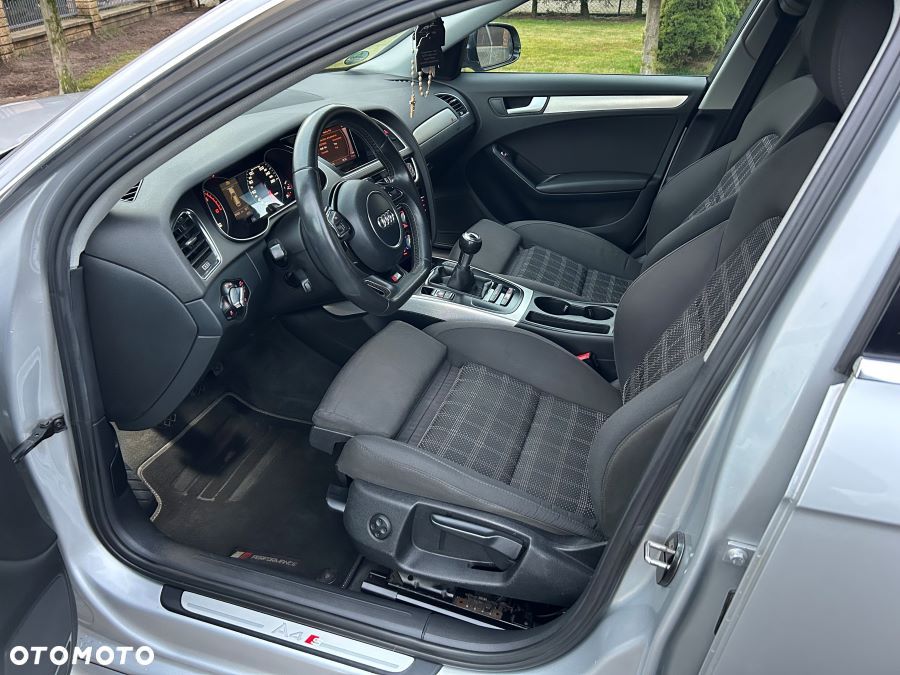 Audi A4 Avant 2.0 TDI DPF S line Sportpaket - 13