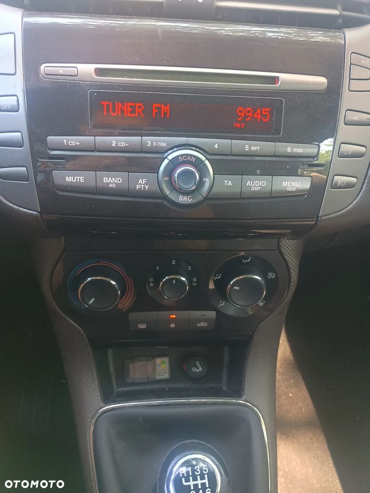 Fiat Bravo 1.4 T-JET 16V Estiva Plus - 10