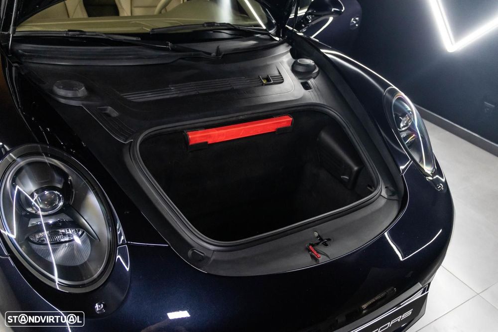 Porsche 911 Série F - 54