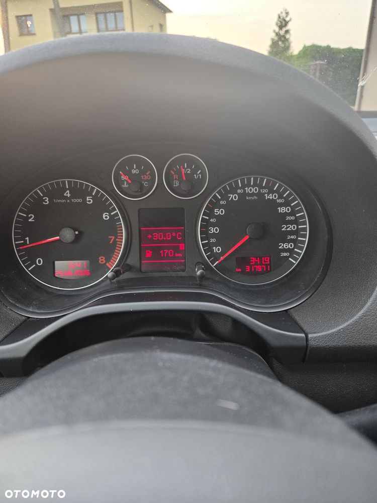 Audi A3 Sportback 2.0 TFSI quattro Ambiente - 12