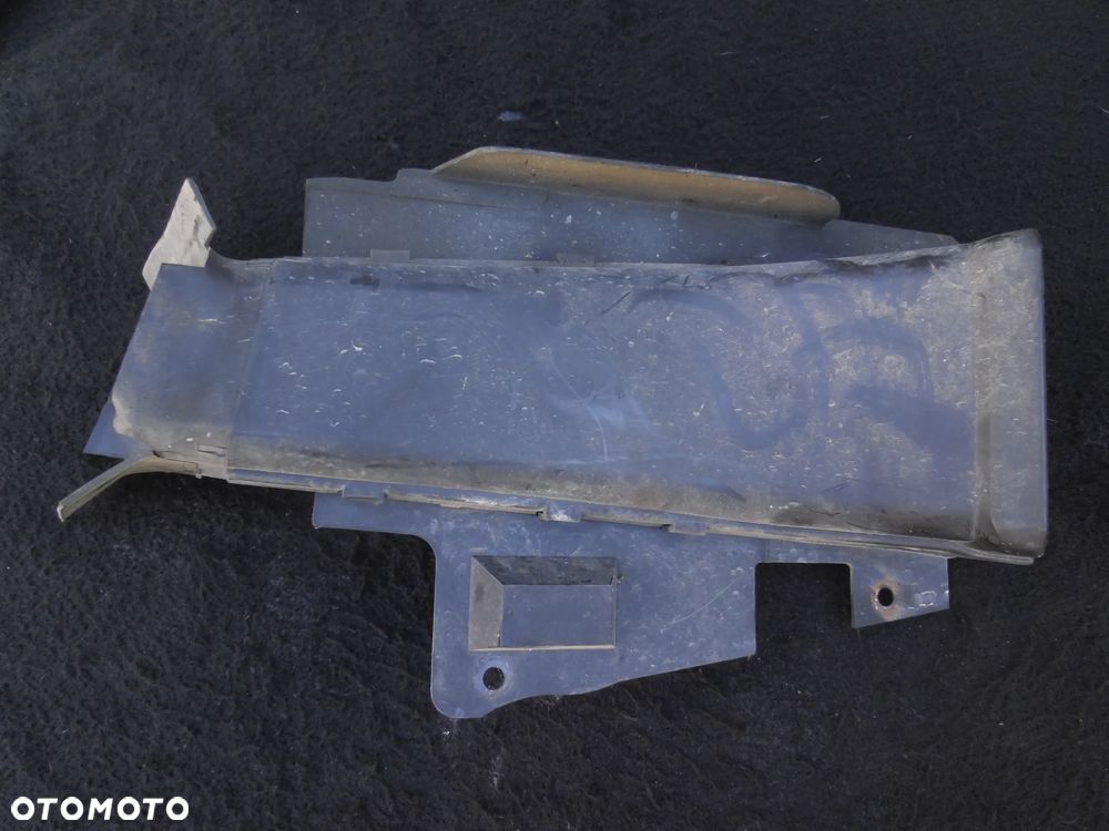 BMW E46 2.0D PRZEWÓD DOLOT KANAŁ KIEROWNICA POWIETRZA PRAWY PRZÓD 8197928 - 2