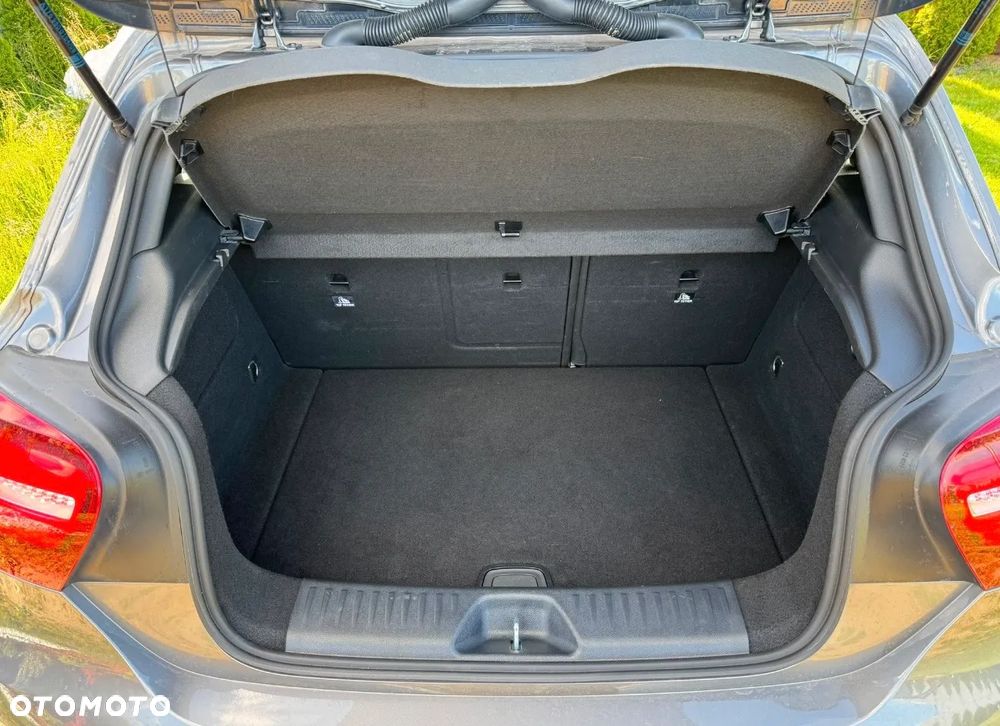 Mercedes-Benz Klasa A 220 4-Matic - 14