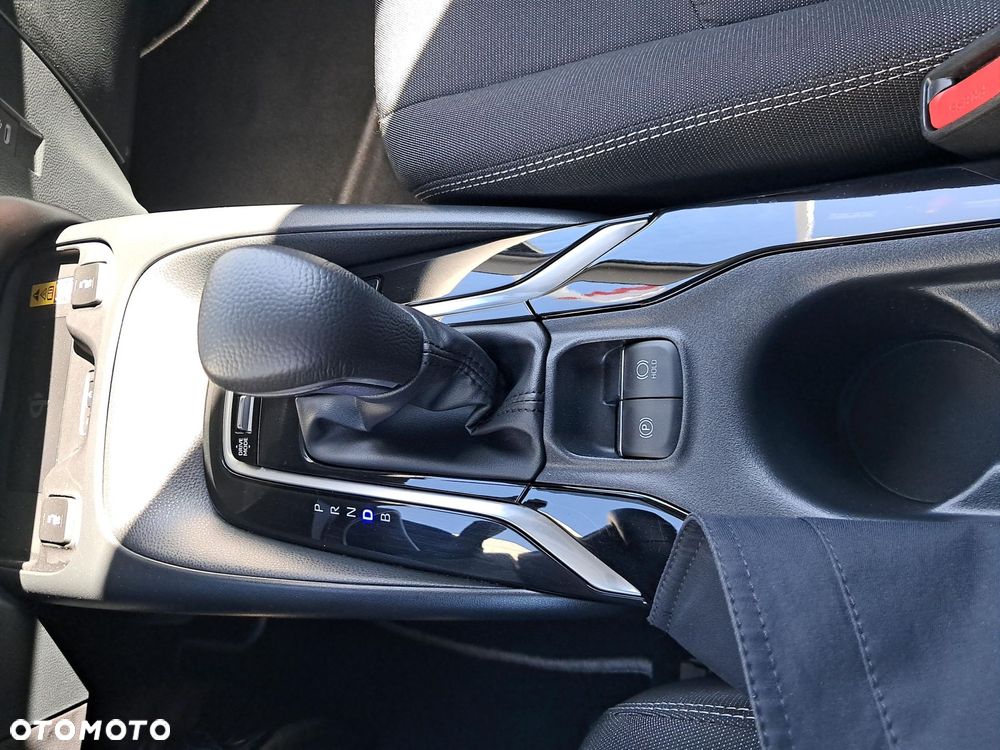 Toyota Corolla 1.8 Hybrid Style - 19