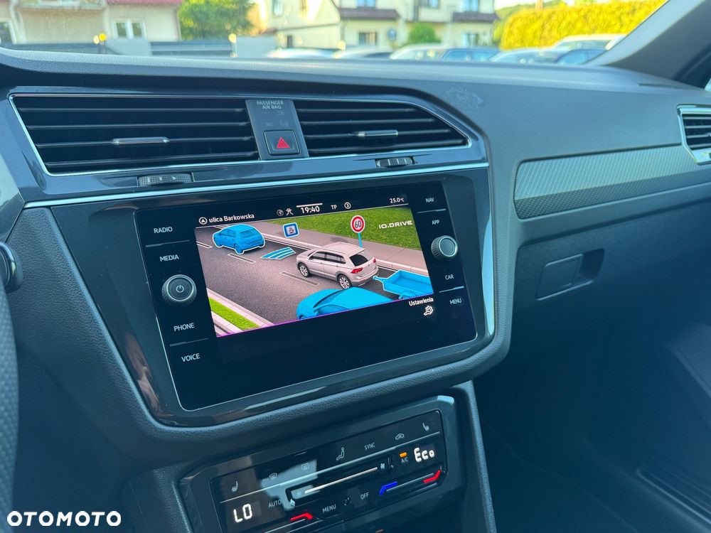 Volkswagen Tiguan 1.4 eHybrid OPF DSG R-Line - 30