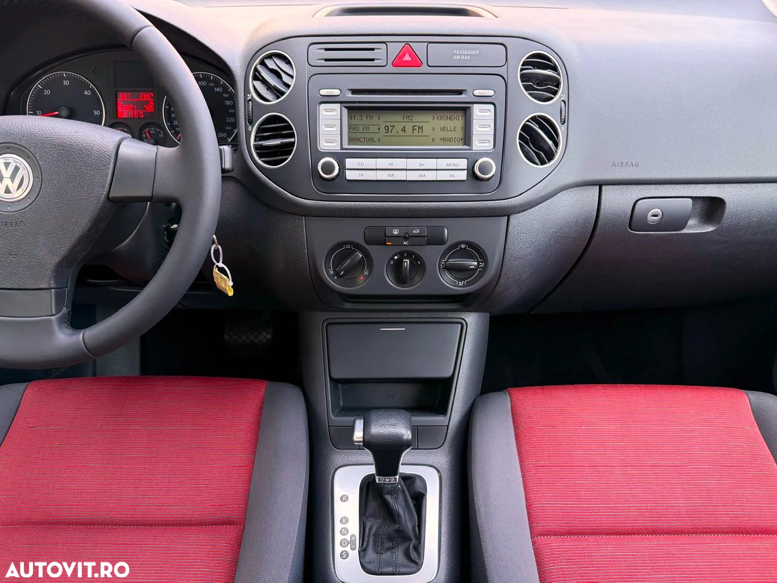 Volkswagen Golf Plus 1.9 TDI DPF DSG Edition - 2