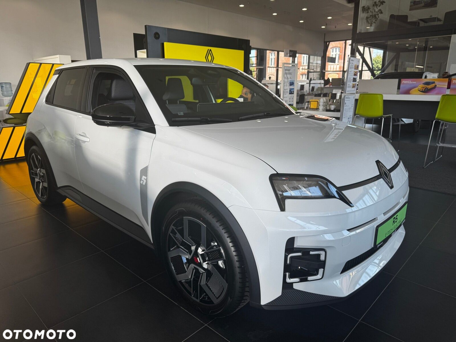 Renault 5 40kWh Urban Range Techno - 3