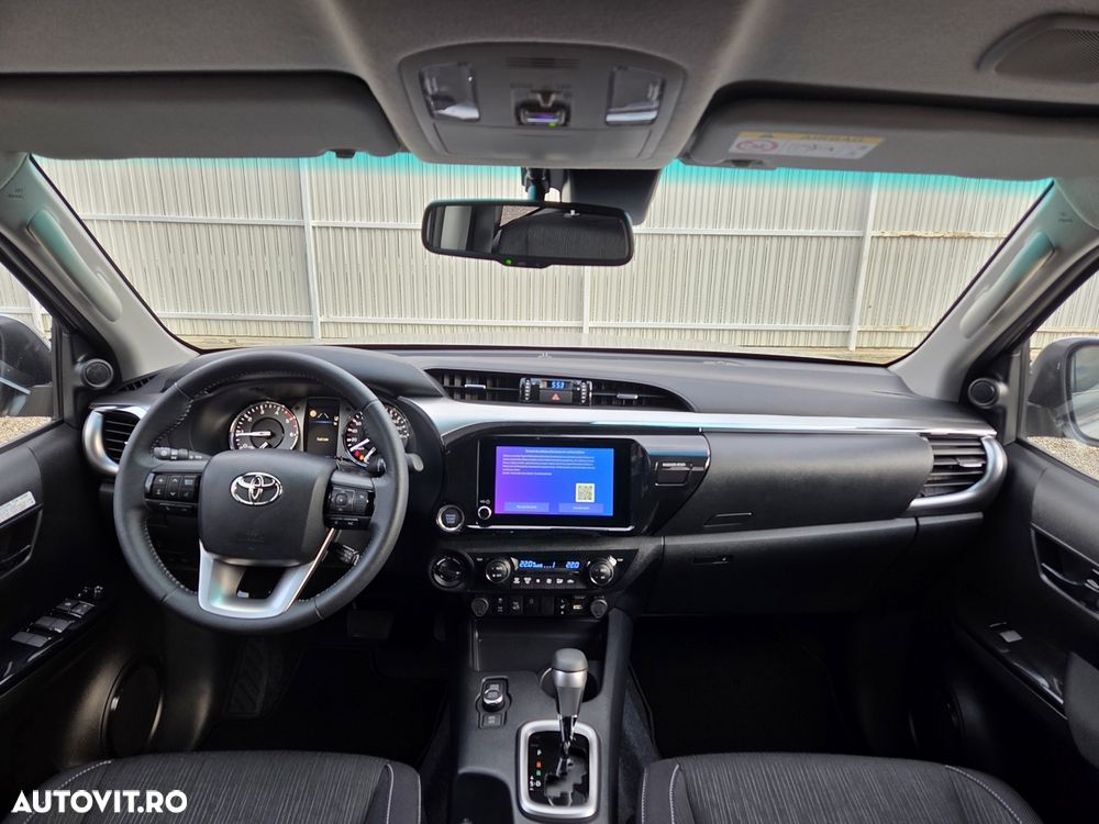 Toyota Hilux 4x4 Double Cab MHEV Autm. Executive - 12