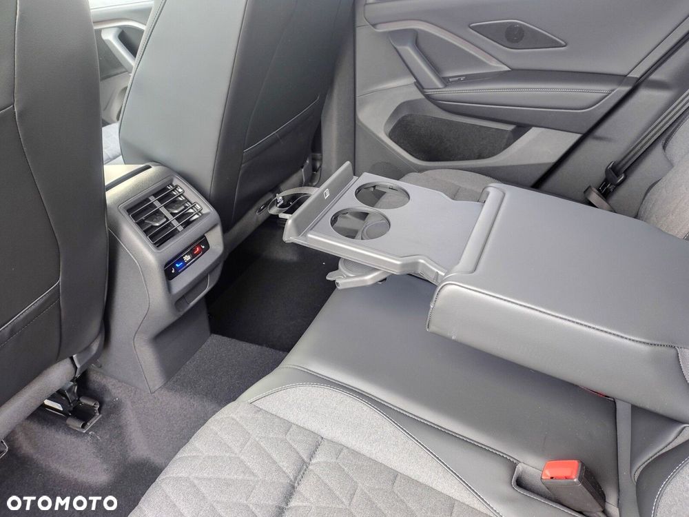 Volkswagen Tiguan - 37