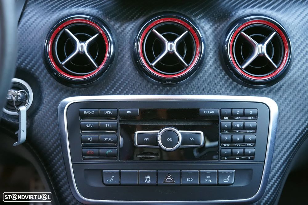 Mercedes-Benz A 45 AMG 4Matic Speedshift 7G-DCT - 19