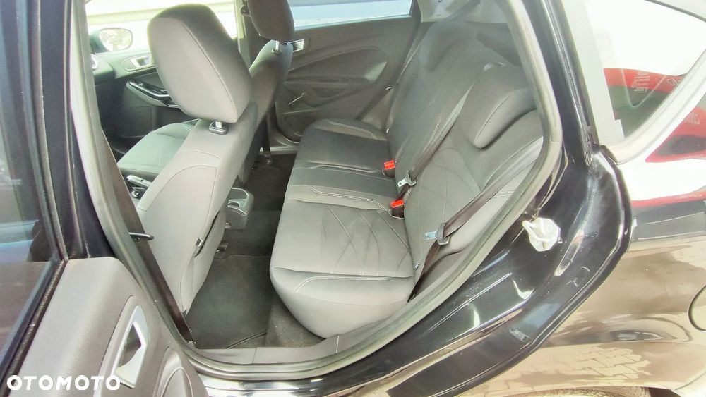 Ford Fiesta 1.25 Champions Edition - 8