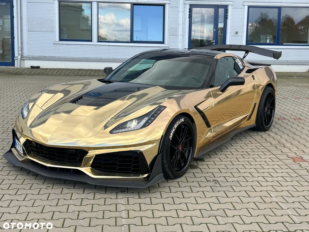 Chevrolet Corvette - 6