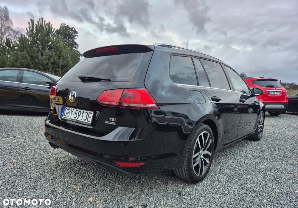 Volkswagen Golf - 31