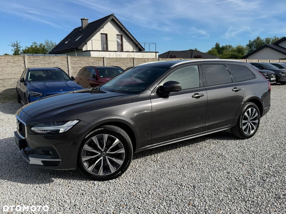 Volvo V90 Cross Country B5 D AWD Ultimate - 6