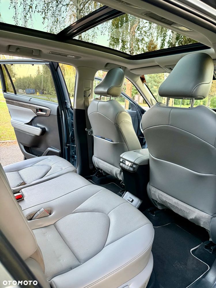 Toyota Highlander 2.5 Hybrid Executive Style - 22