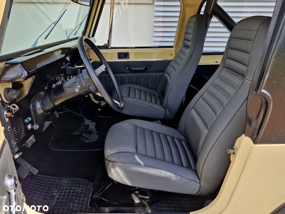 Jeep CJ - 12