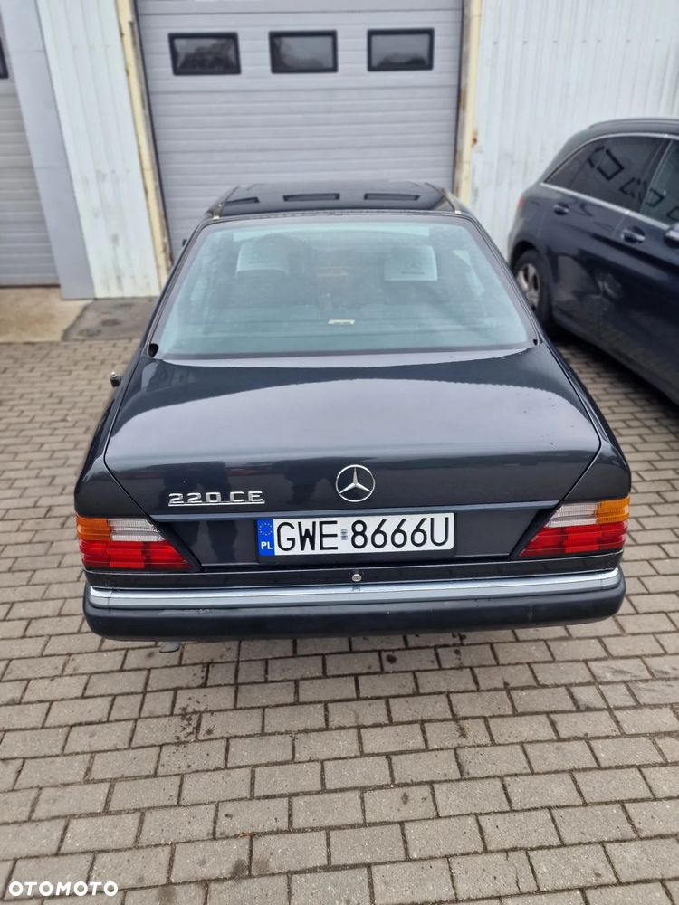 Mercedes-Benz W124 (1984-1993) - 7