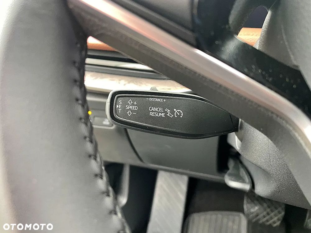 Skoda Superb 2.0 TDI SCR 4x4 L&K DSG - 11