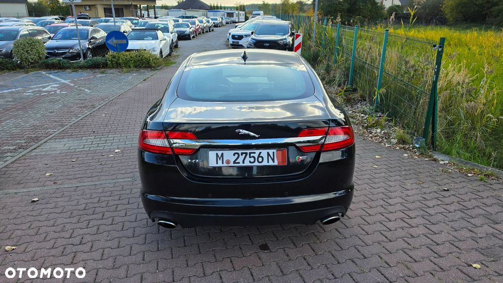 Jaguar XF 3.0 V6 S Luxury - 22