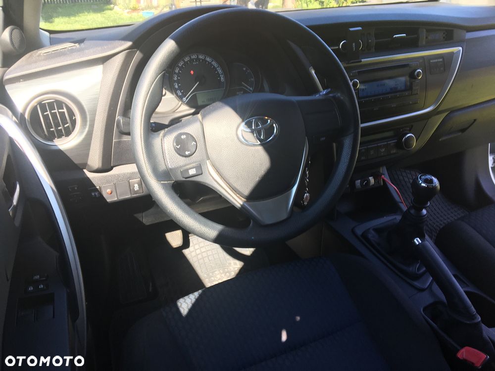 Toyota Auris 1.33 VVT-i Active - 10