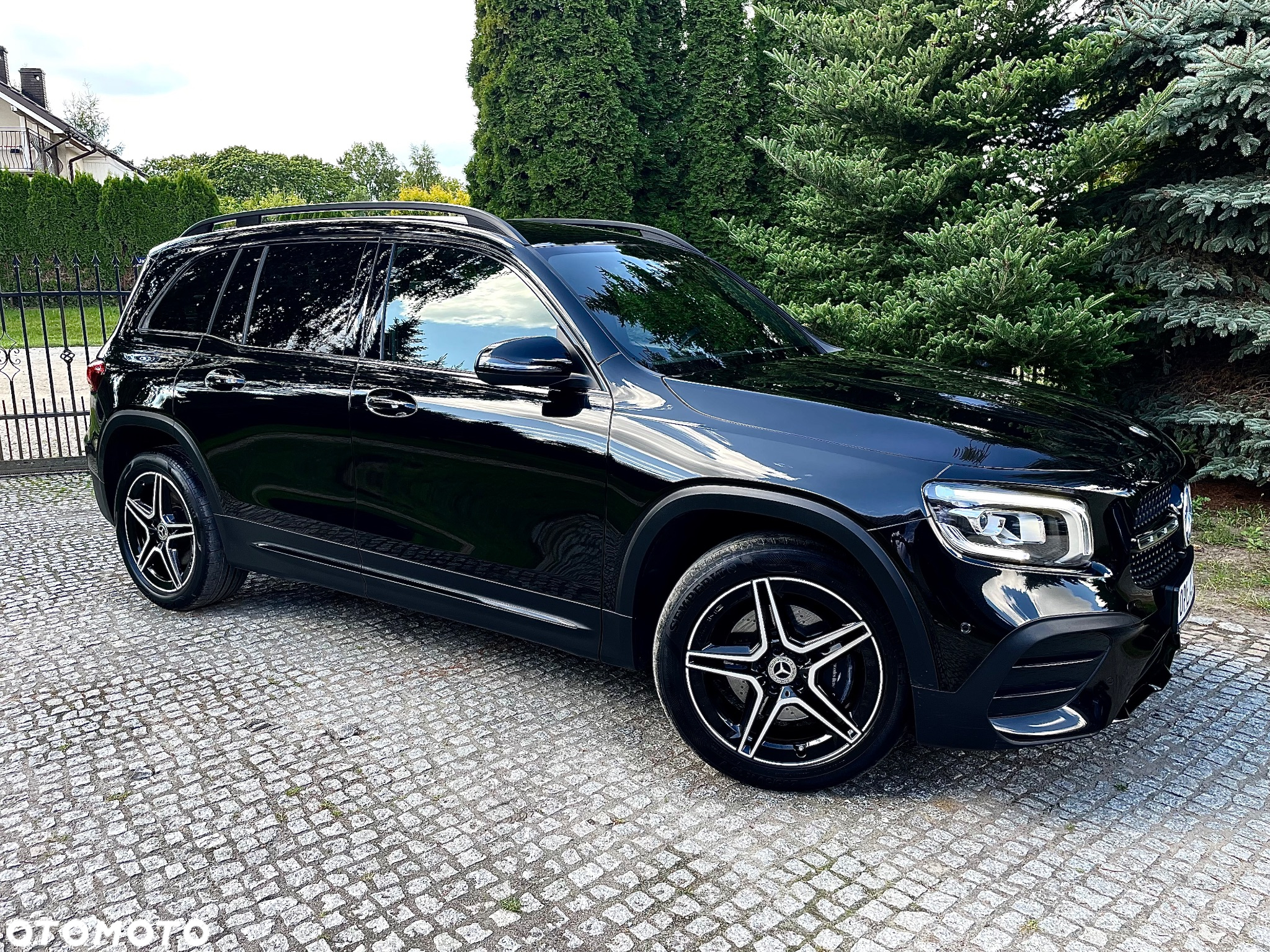 Mercedes-Benz GLB 200 d 8G-DCT AMG Line - 4