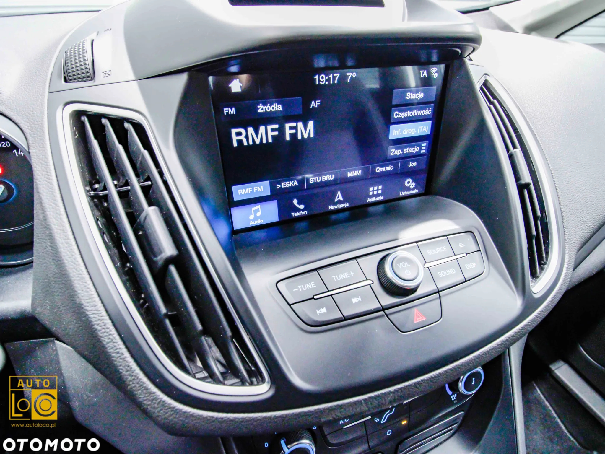 Ford C-MAX 1.5 TDCi Titanium - 20
